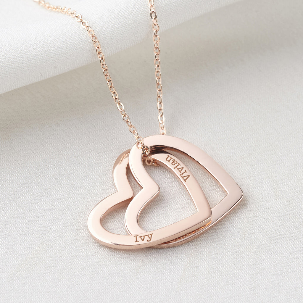 Personalized Mother’s Heart Name Necklace – styling view
